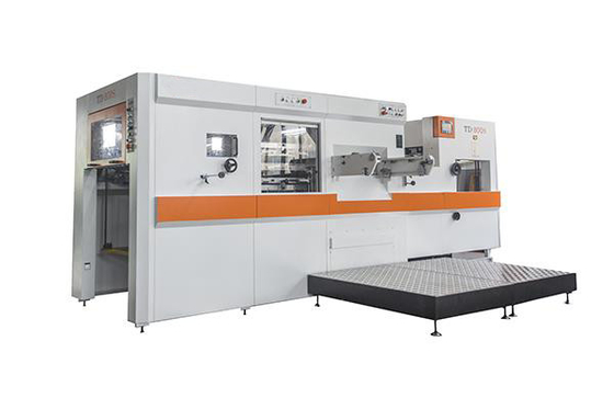 स्वचालित पन्नी स्टैम्पिंग और मरने काटने की मशीन 800X580MM 7000s / h