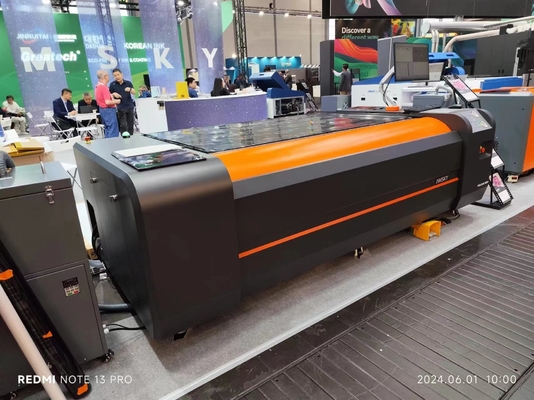 FL5080 डिजिटल पॉलिमर सीटीपी प्लेट मशीन 50 "× 80" अधिकतम चौड़ाई 3 ~ 5 वर्ग मीटर / घंटा आउटपुट गति और 0.14-6.35 मिमी प्लेट मोटाई के साथ