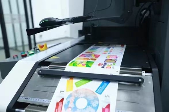 पुस्तक समाचार पत्र के लिए इकोग्राफिक्स हाई स्पीड डिजिटल इंकजेट प्रिंटिंग मशीन