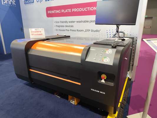 बड़े प्रारूप ट्रेडमार्क मुद्रण सीटीपी फ्लेक्सो प्लेट बनाने की मशीन