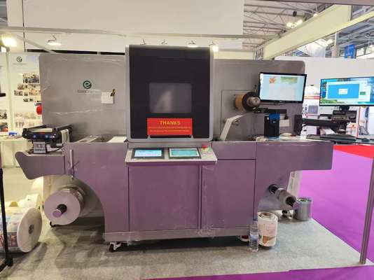 उच्च गुणवत्ता वाले लेबल उत्पादन के लिए 360*360 डीपीआई से लेकर 1440*360 डीपीआई रिज़ॉल्यूशन और 10 मीटर/मिनट - 60 मीटर/मिनट की गति के साथ डिजिटल लेक प्रिंटिंग मशीन