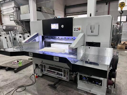 ऑफसेट प्रिंटिंग ए1 पेपर शीट कटिंग मशीन