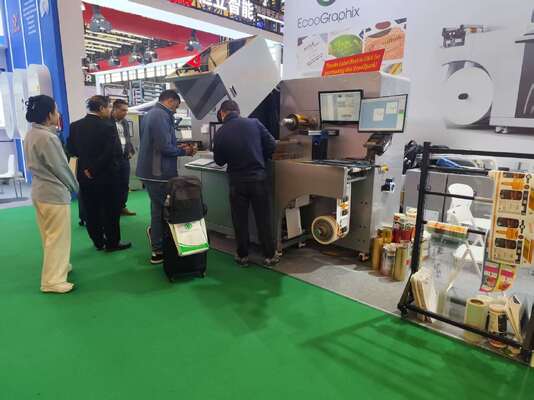 डिजिटल रोटरी यूवी लेक प्रिंटिंग और कोल्ड फोइलिंग मशीन