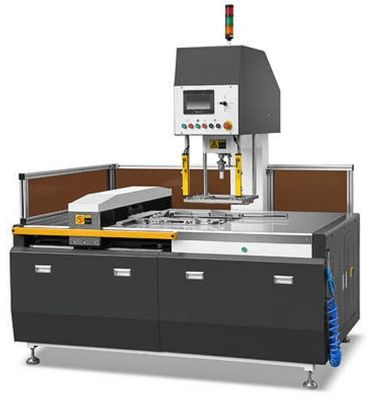 पीएलसी 680*460mm 0.02mm स्वचालित स्ट्रिपिंग मशीन मरने काटना