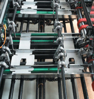 बॉक्स के लिए 4kw स्वचालित फिल्म लेमिनेशन विंडो पैचिंग मशीन