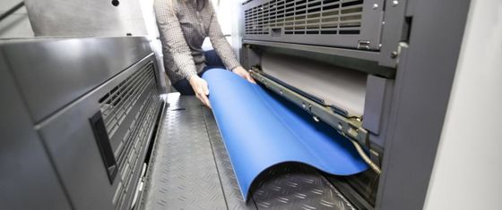 डॉट वर्ड प्रिंटिंग 15000PPH ऑफसेट रबर ब्लैंकेट 4 प्लाई फैब्रिक