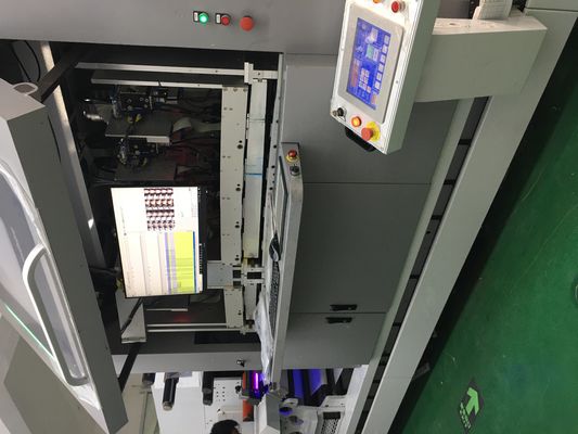 उच्च गति 9500 शीट/घंटा यूवी वार्निशिंग मशीन, अधिकतम कोटिंग आकार 720x1050 मिमी और शीट मोटाई 80-500 जीएसएम के साथ