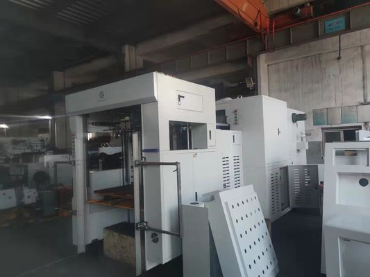 400X330 मिमी मरने वाली काटने की मशीन कचरा हटाने के साथ