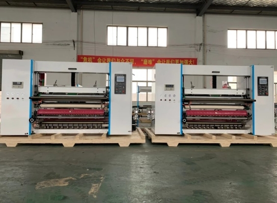 1400C शाफ्टलेस थर्मल पेपर स्लिटिंग मशीन 1400 मिमी अनलॉकिंग चौड़ाई